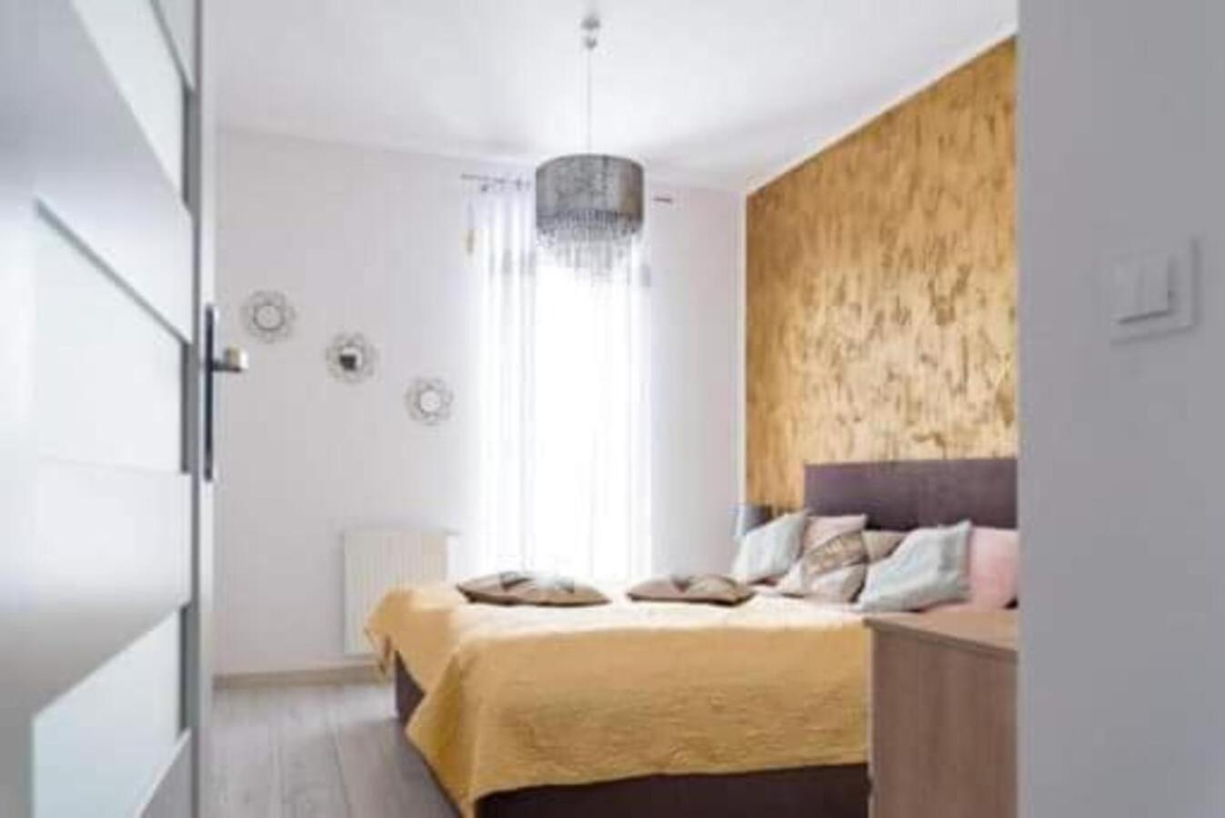 Apartament Nikola Gdańsk Exteriör bild